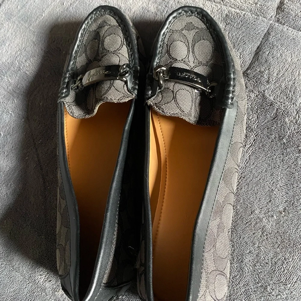 Shoes - Picture 2 of 5